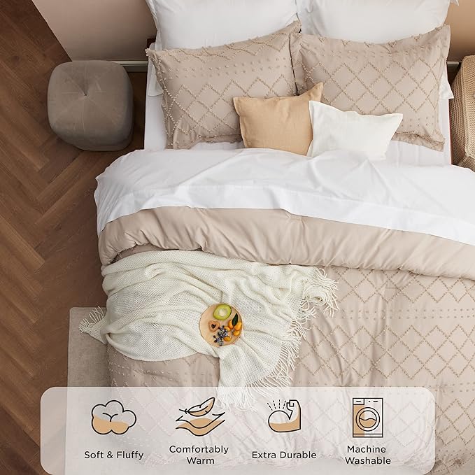 Bedsure King Size Comforter Set - Warm Tan Boho Tufted Shabby Chic Bedding Comforter Set, 3 Pieces Vintage Farmhouse Bed Set for All Seasons, Fluffy Soft Bedding Set with 2 Pillow Shams