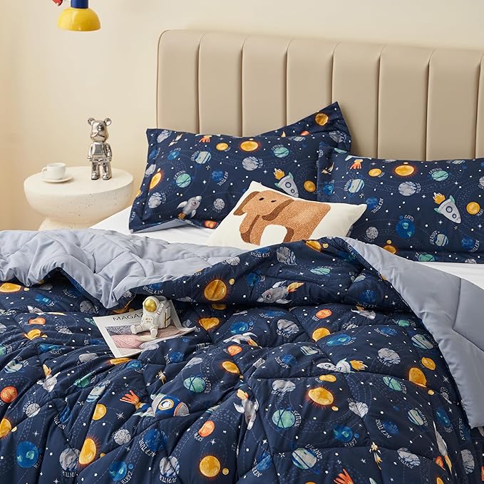 Twin Space Bedding Sets for Boys, 2 Pieces Kids Twin Comforter Sets, Super Soft Lightweight for All Seasons, Includes 1 Comforter (66"x86") and 1 Pillowcase (20"x26"+2")