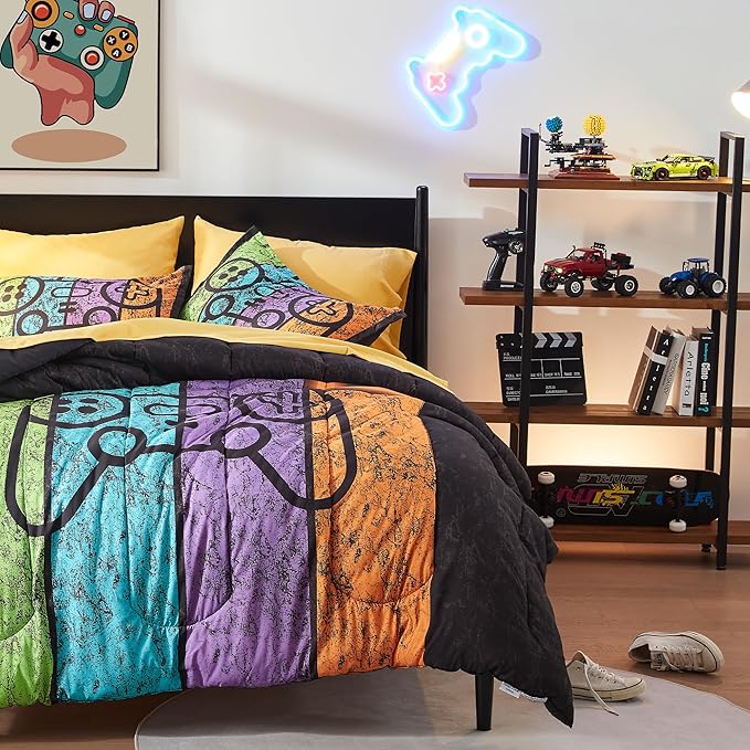 SLEEP ZONE Kids Bedding Comforter Set Full/Queen Size - Super Cute Game Bedding Set for Boys, Girls, Teens - 7 Pieces Set with Comforter, Sheet, Pillowcase & Sham (Game Night)