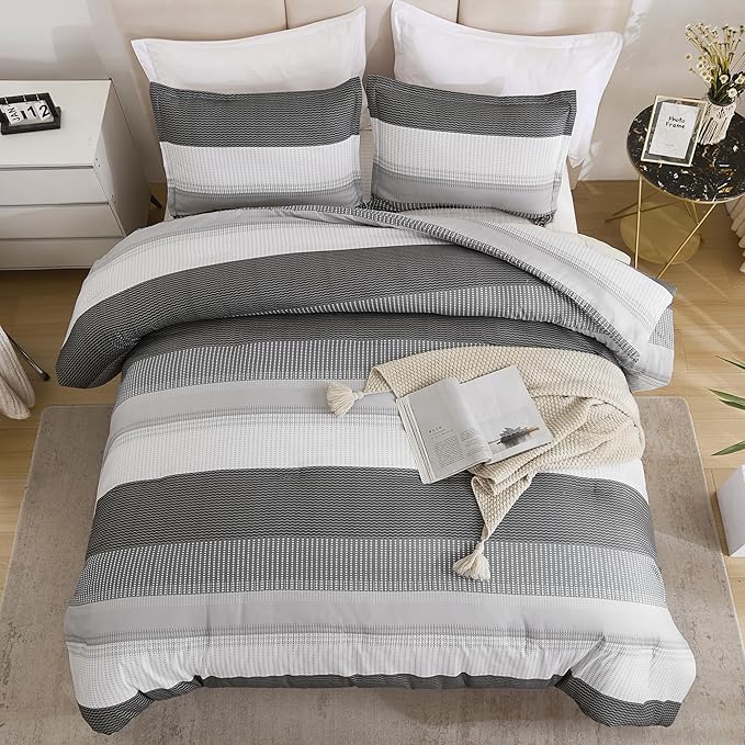 Litanika Queen Comforter Set Dark Grey - 3 Pieces Lightweight Fluffy Bedding Comforter Sets, All Season Down Alternative Comforter (1 Comforter, 2 Pillowcases)
