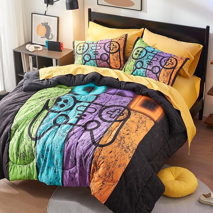 SLEEP ZONE Kids Bedding Comforter Set Full/Queen Size - Super Cute Game Bedding Set for Boys, Girls, Teens - 7 Pieces Set with Comforter, Sheet, Pillowcase & Sham (Game Night)
