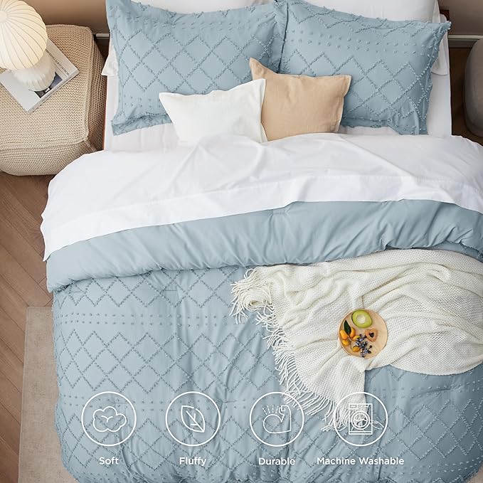 Bedsure Queen Comforter Set - Dusty Blue Comforter, Boho Tufted Shabby Chic Bedding Comforter Set, 3 Pieces Vintage Farmhouse Bed Set for All Seasons, Fluffy Soft Bedding Set with 2 Pillow Shams